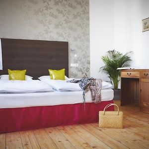 Deluxe Zimmer mit Kingsize-Bett